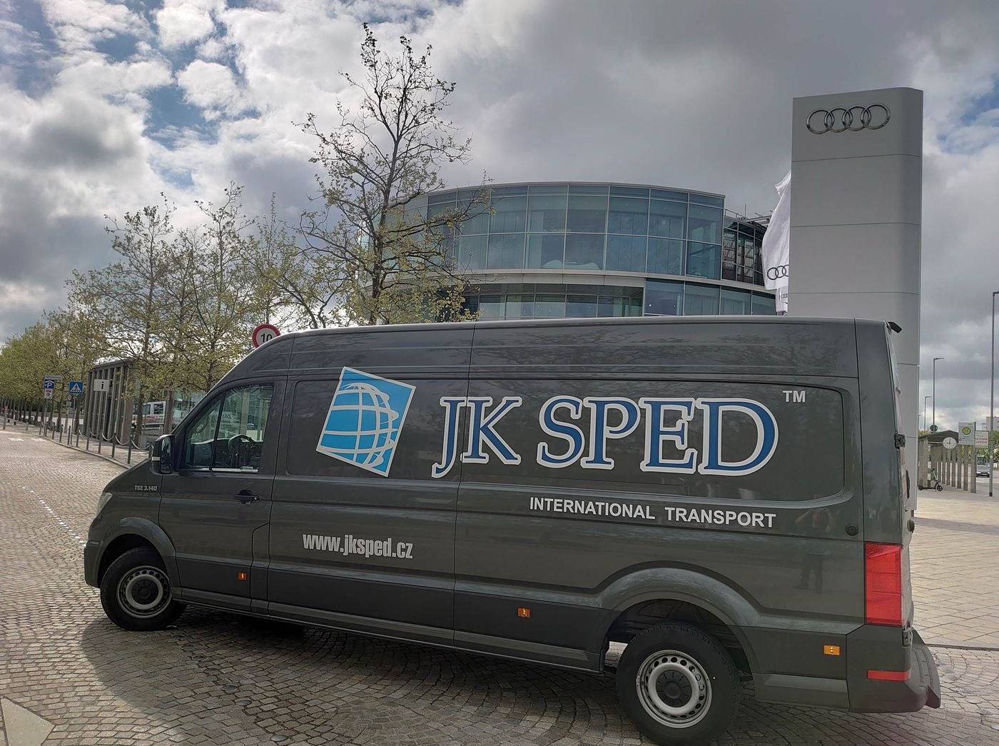 Užitkový vůz JK SPED v mezinárodní přepravě